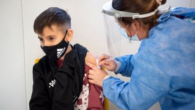 Vacunas pediátricas: llegaron 216 mil dosis de Pfizer