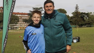 Tiene 11 años, abandonó su sueño y donará el dinero que había recaudado a los bomberos de Chubut