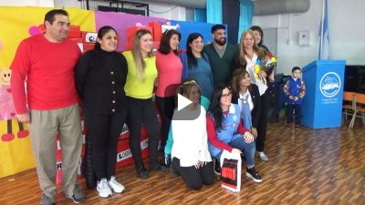 Colegio Perito Moreno - Acto por el Día del Maestro