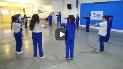 Colegio San Cayetano - Clase de folclore